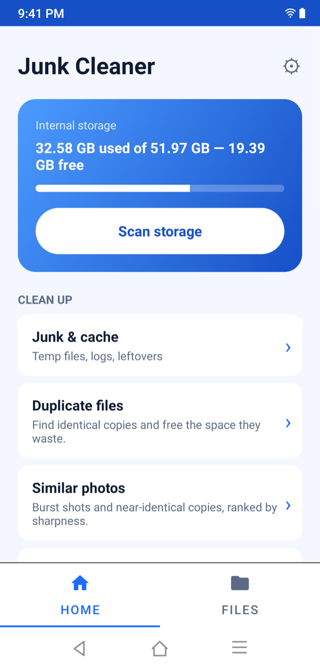 Junk Cleaner home screen showing internal storage and the clean-up tools